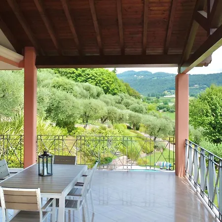 Villa Certi Olivi